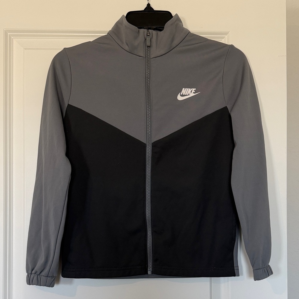 Nike Two-Tone Gray & Black Full-Zip Track Jacket